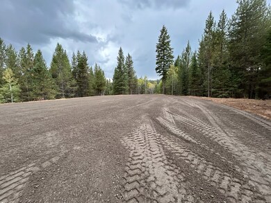 Lot 26 Sawtooth Loop unit Lot 26, Cascade, ID 83611 - photo 4