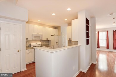 20873 Cosworth Terrace, Sterling, VA 20165 - photo 4