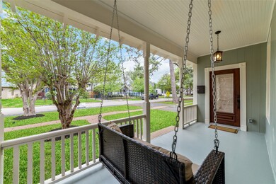 1545 Cortlandt St, Houston, TX 77008 - photo 2