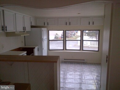 298 James Dr, Glenmoore, PA 19343 - photo 2