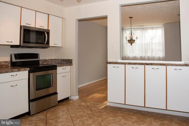 2107 Woodbox Ln unit A, Baltimore, MD 21209 - photo 7