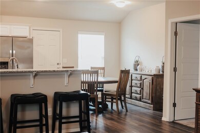 1017 E Starling St, Fayetteville, AR 72701 - photo 7