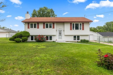 3512 NE 46th Ave, Des Moines, IA 50317 - photo 6