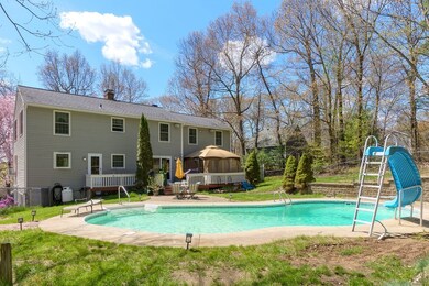 19 E Applewood Dr, Charlton, MA 01507 - photo 2