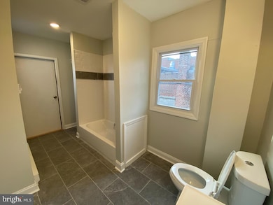 21 E Price St unit 2R, Philadelphia, PA 19144 - photo 4