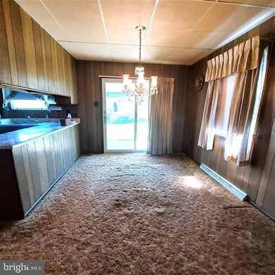 63 Oak Ln, Douglassville, PA 19518 - photo 7