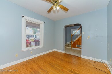 2 Livingroom 1