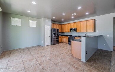 Eat-in Kitchen