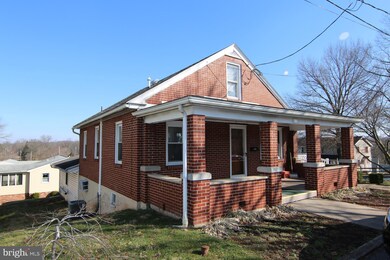 631 Cedar Ave, Middletown, PA 17057 - photo 2