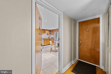 826 S 2nd St unit 3, Philadelphia, PA 19147 - photo 5