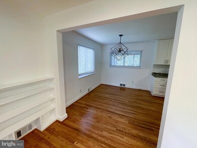 3224 N Rochester St, Arlington, VA 22213 - photo 6