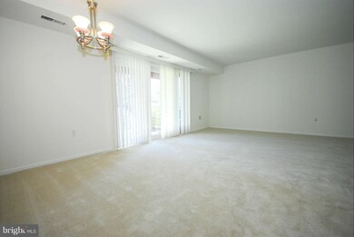 204 Park Terrace Ct SE unit 24, Vienna, VA 22180 - photo 4