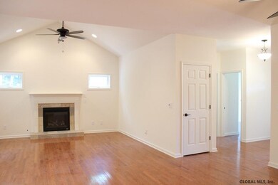 3 Birch Ct, Troy, NY 12180 - photo 5