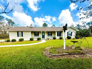 63 Running Rose Cir, Douglas, GA 31535 - photo 2