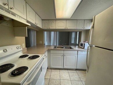 935 Caribbean Dr, Davenport, FL 33897 - photo 5