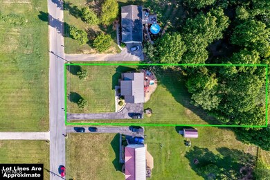 18-488 Austin Cir-18