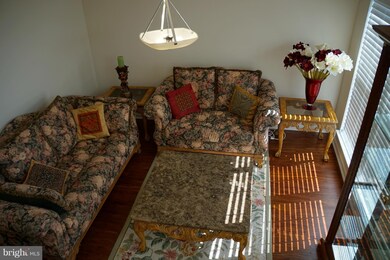 9304 Elise Ct, Manassas Park, VA 20111 - photo 5