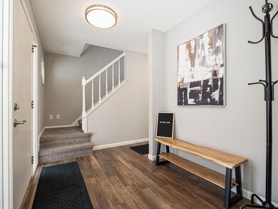 5930 Ivy Ln, Minnetonka, MN 55345 - photo 3