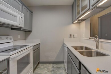 All appliances stay!
