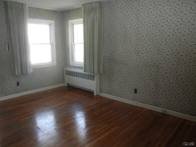 3092 Shakespeare Rd, Bethlehem, PA 18017 - photo 5