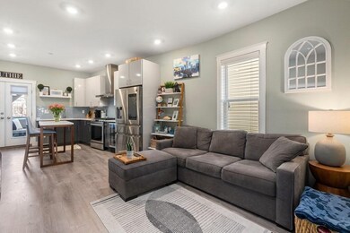 225 Bowen St unit 1, Boston, MA 02127 - photo 3