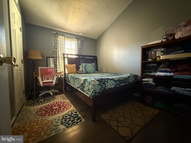 3452 Belleplain Ct, Dumfries, VA 22026 - photo 6