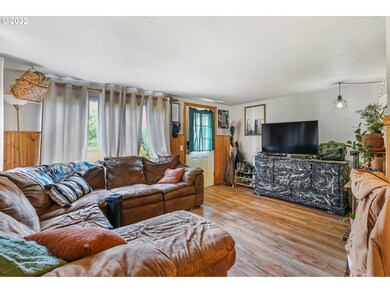 2423 12th Ave, Forest Grove, OR 97116 - photo 5