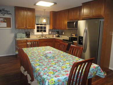 1313 Johnston St, Roanoke Rapids, NC 27870 - photo 4