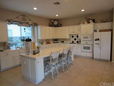 Kitchen with an Island