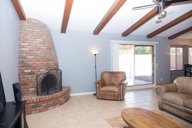 3210 W Muriel Dr, Phoenix, AZ 85053 - photo 6