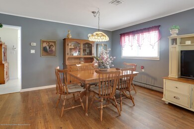 09_08Dining_Room_mls