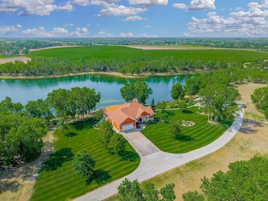 4511 N Wilson Rd, Hutchinson, KS 67502 - photo 2