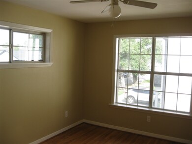 3010 Oakdale St unit 4, Houston, TX 77004 - photo 7