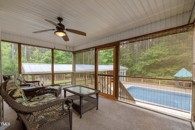 Screen porch