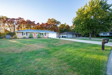 58051 Concord Valley Dr, Elkhart, IN 46517 - photo 2