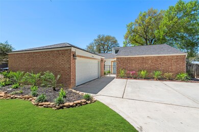 11711 Counselor St, Houston, TX 77065 - photo 2