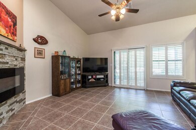 1951 N 66th Pl Mesa AZ 85205-large-007-2
