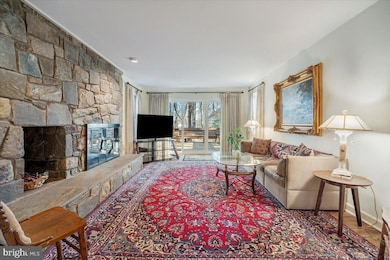 2 Candlelight Ct, Potomac, MD 20854 - photo 4