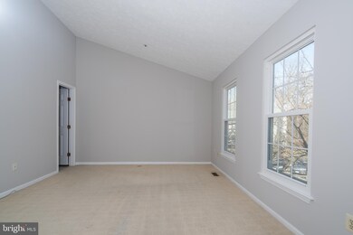 20534 Lowfield Dr, Germantown, MD 20874 - photo 6