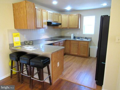 7516 Ingraham St, Hyattsville, MD 20784 - photo 5