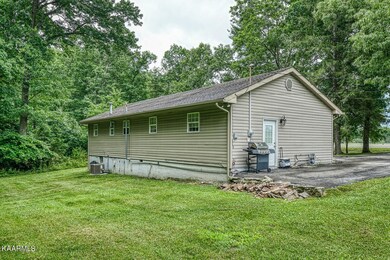 3068 Sparta Hwy unit 3068, Crossville, TN 38572 - photo 7