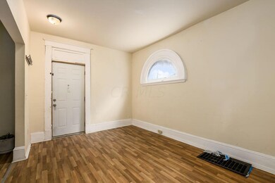 h_35_Meek_Ave-1003