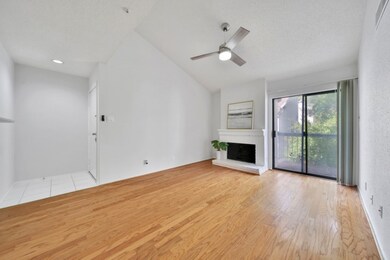 7900 N Stadium Dr unit 86, Houston, TX 77030 - photo 3