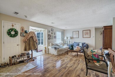 116 Mill Ln unit 6, Tinton Falls, NJ 07753 - photo 7