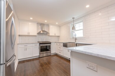 25 Frairy St, Medfield, MA 02052 - photo 3