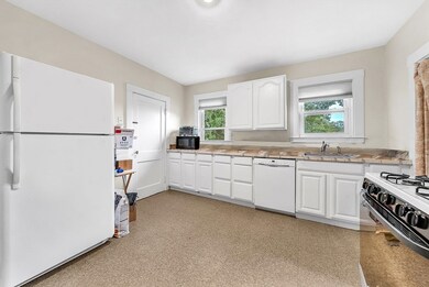 67 Westchester Rd unit 67, Newton, MA 02458 - photo 4