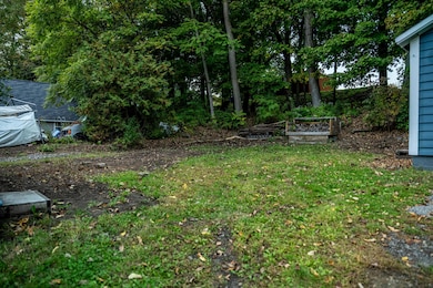 28 Searles St, Livermore Falls, ME 04254 - photo 6