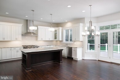 2334 Dale Dr, Falls Church, VA 22043 - photo 6