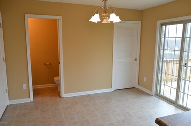439 Misty Brooke Dr, Mount Washington, KY 40047 - photo 3