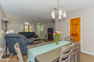 2 Diningroom 1